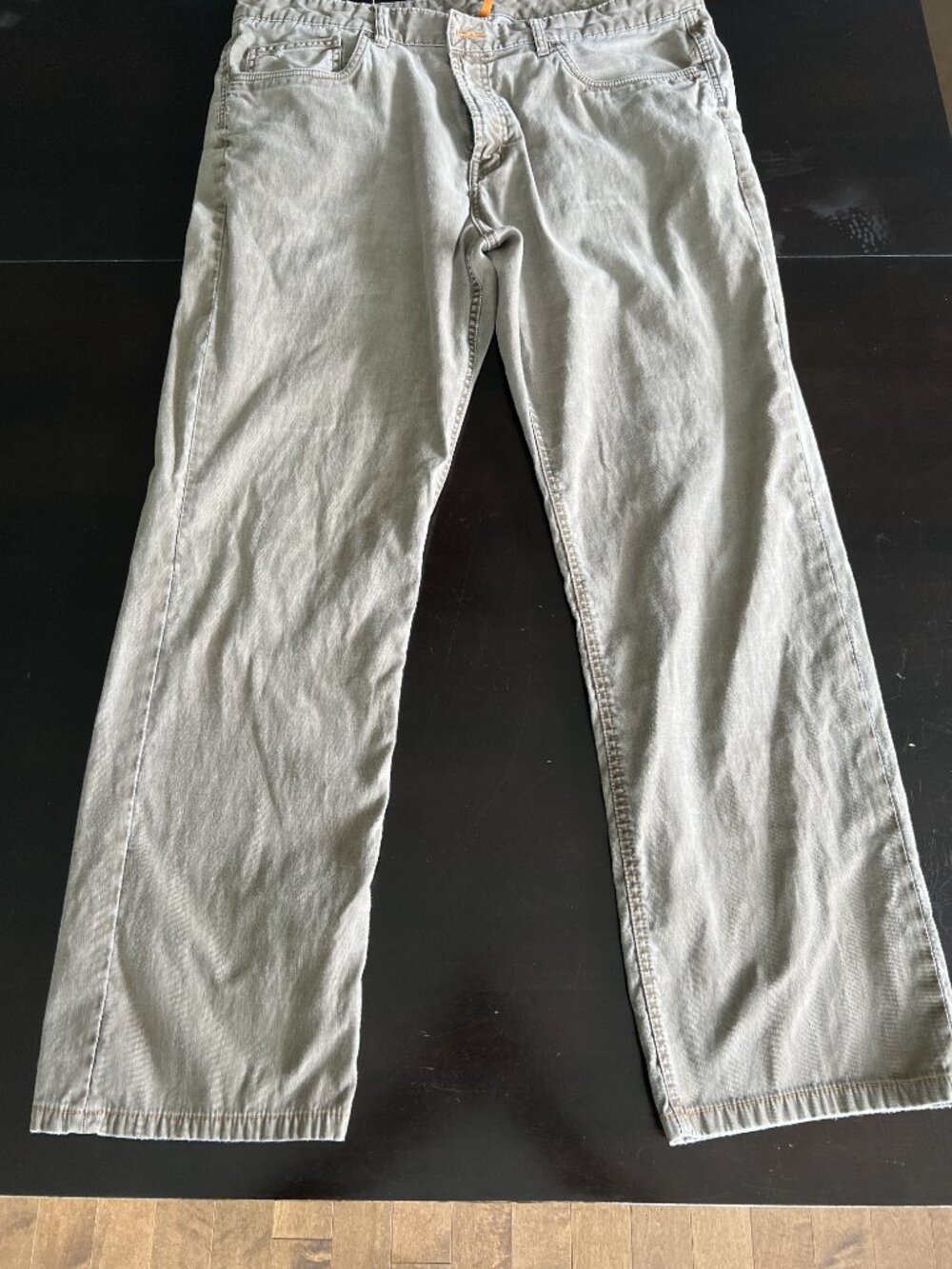 Tommy Bahama Jeans Men’s 42x34 Gray 100% Cotton Straight Leg 5-Pocket Denim